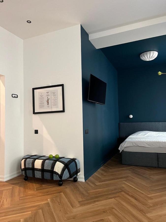 Miro Rooms Skolas - Quiet Chic, Free Parking, Self Check-In Riga Exterior foto